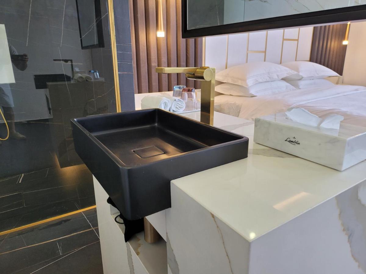 Appartements Lamblin アビジャン エクステリア 写真